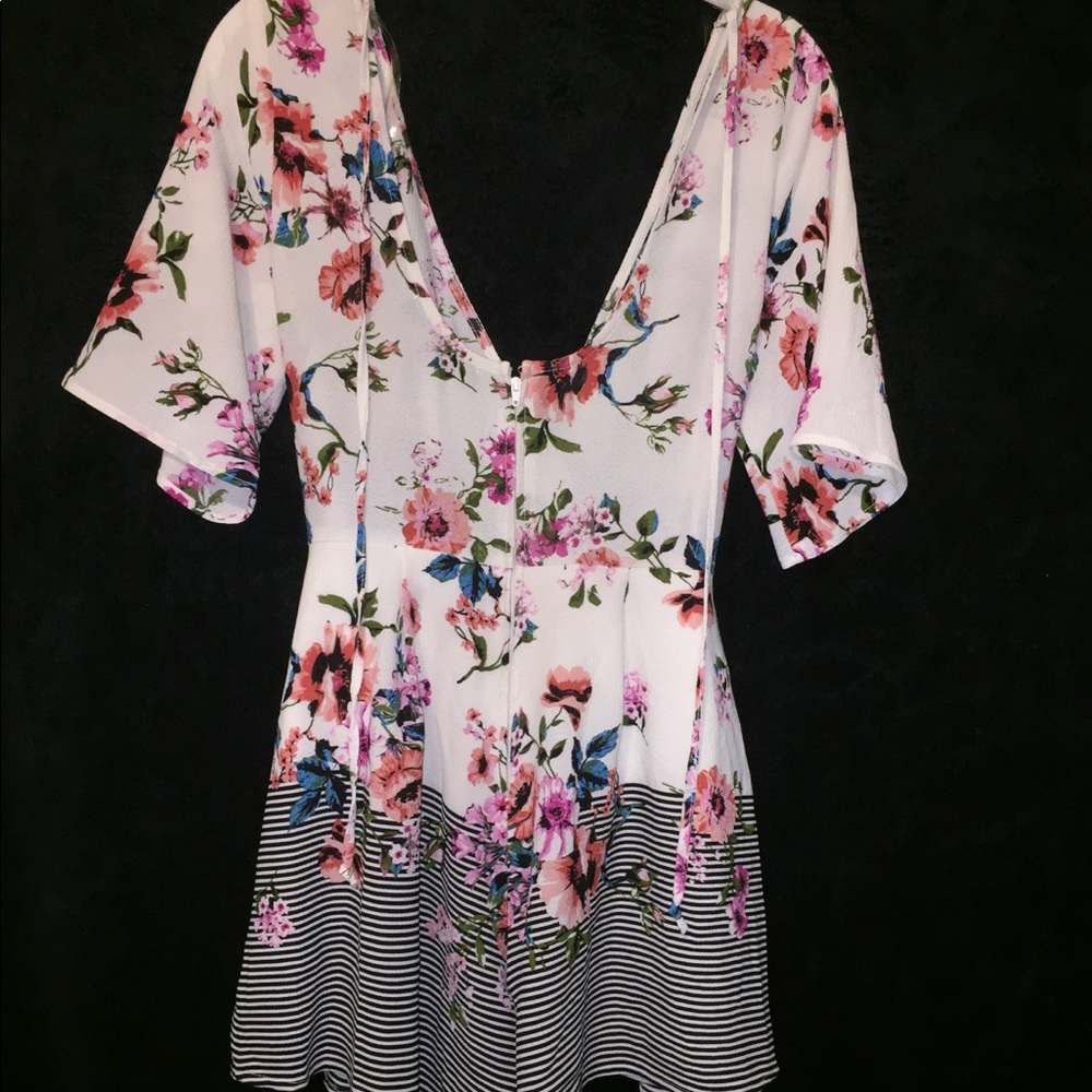 ASH & VIOLET ROMPER - Picture 3 of 3